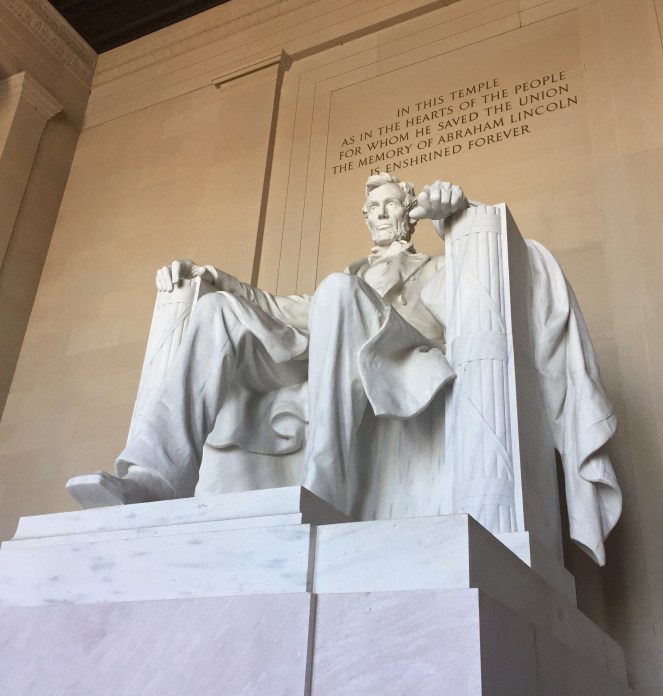 Abraham Lincoln statue