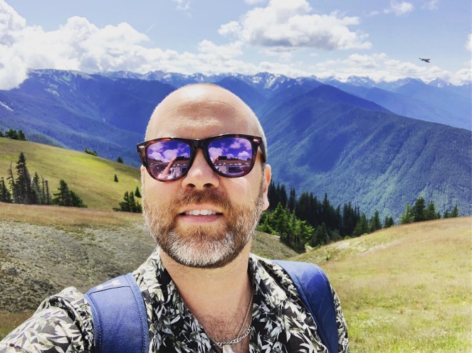 83e8a05e-4117-4860-931d-9abff77890e1